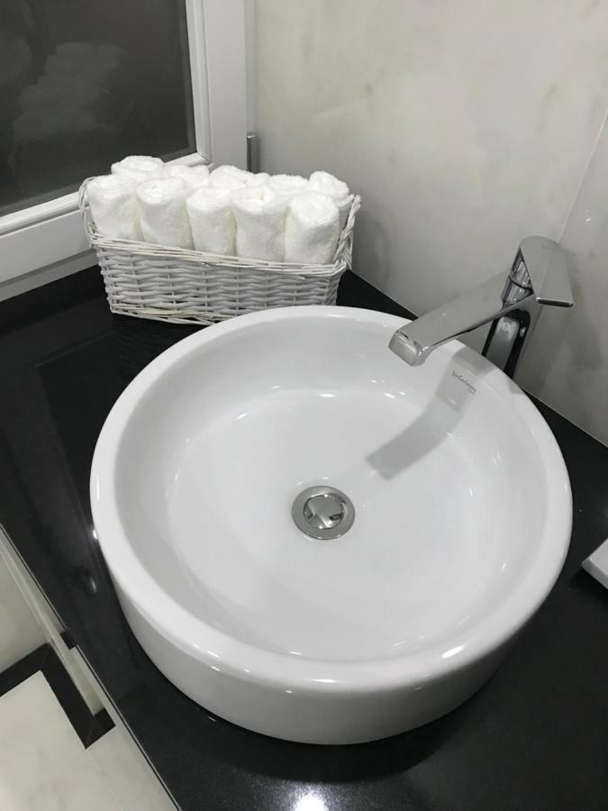 Casa Do Cabido - Elegance In Simple Traits Apartment Evora Bagian luar foto
